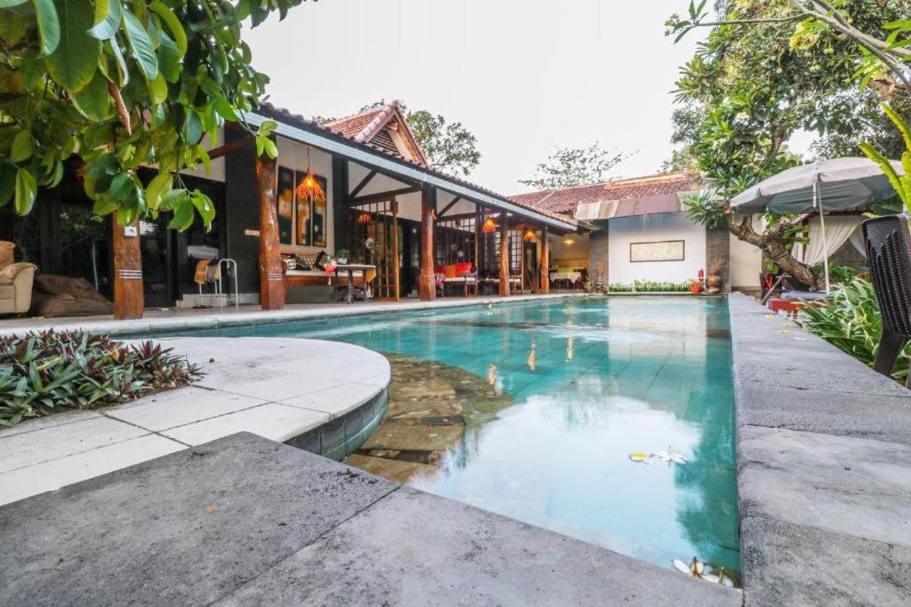Villa Dende Lombok Tanjungkarang エクステリア 写真