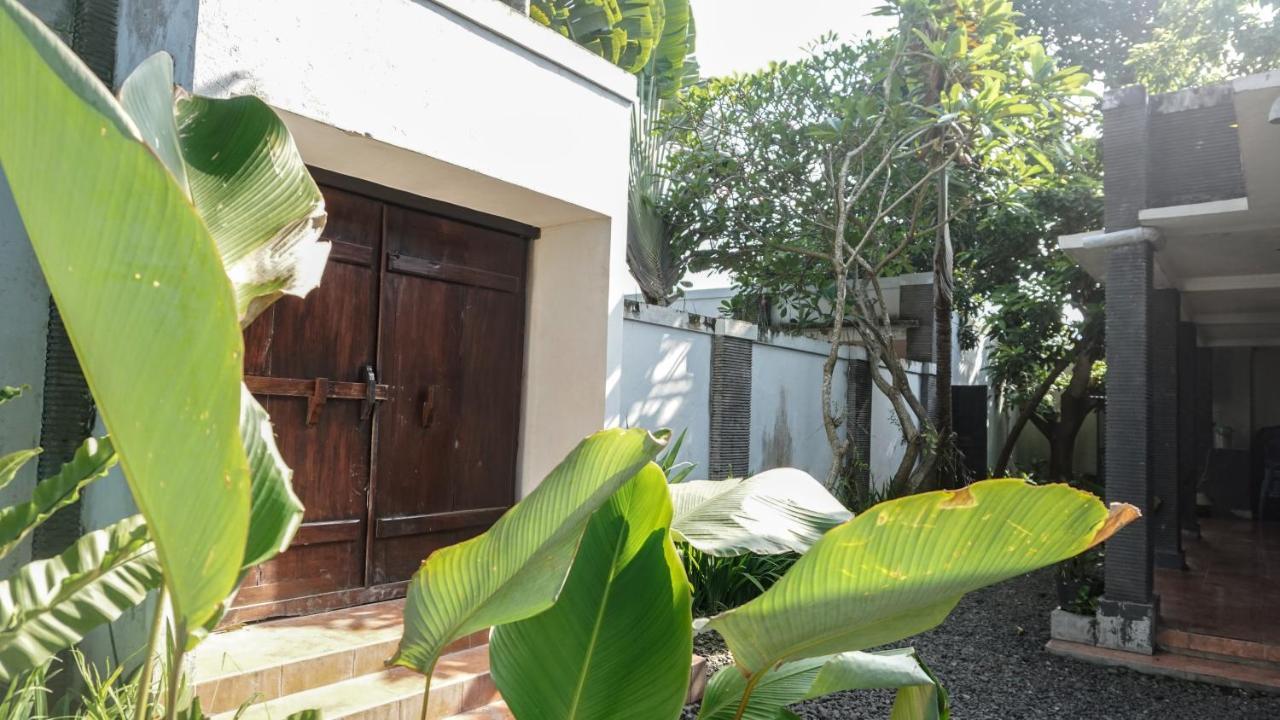 Villa Dende Lombok Tanjungkarang エクステリア 写真