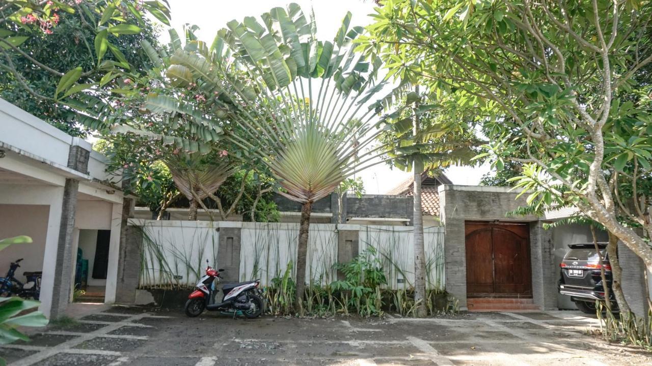 Villa Dende Lombok Tanjungkarang エクステリア 写真